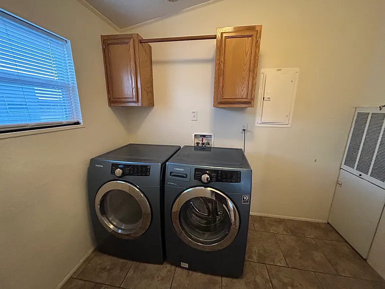 23 Paradise Ave — Photo 8