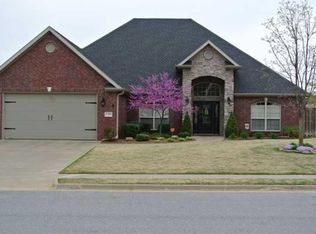 5702 S Chanberry Ln, Rogers, AR 72758