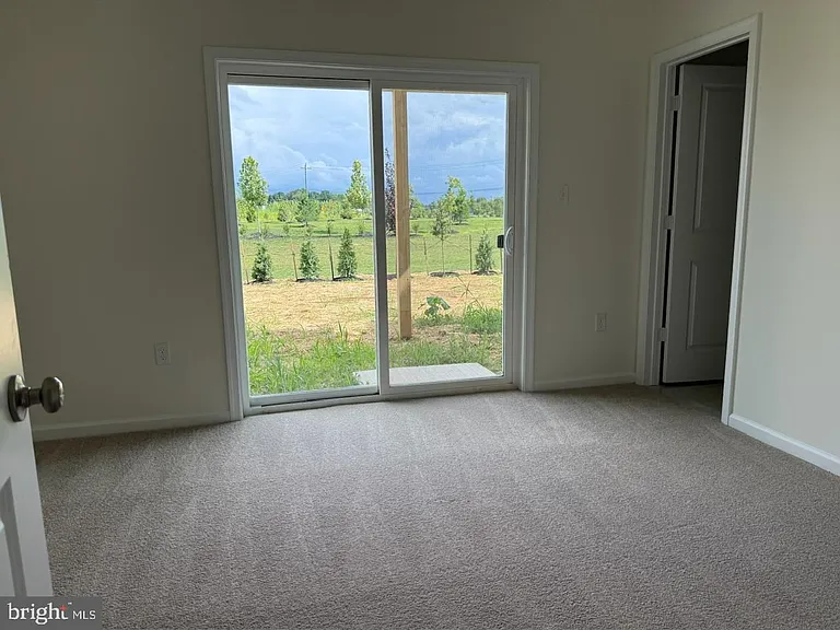 748 Rosler Way — Photo 10