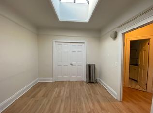 1305 Gravesend Neck Rd #2R, Brooklyn, NY 11229