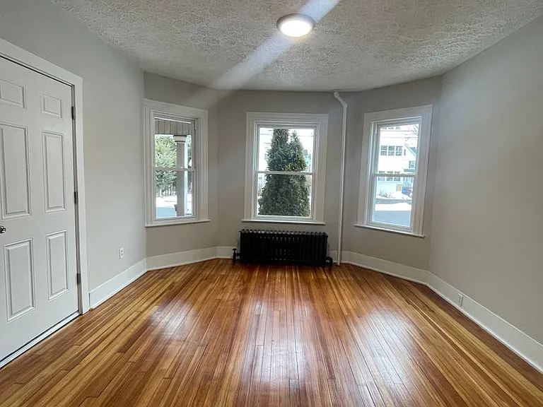 62 Trinity St #4 — Photo 8