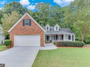 3238 Sharp Creek Ln, Buford, GA 30519