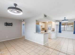 4212 W VISTA Avenue, Phoenix, AZ 85051
