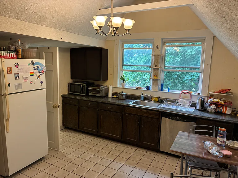 49 Bennett St #2 — Photo 3