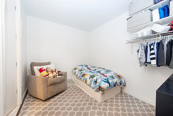 Rented by Douglas Elliman | media 17