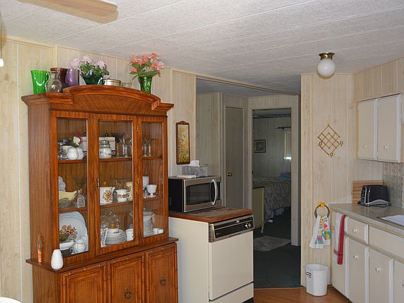 5th image of 1510 Ariana St Lot 66