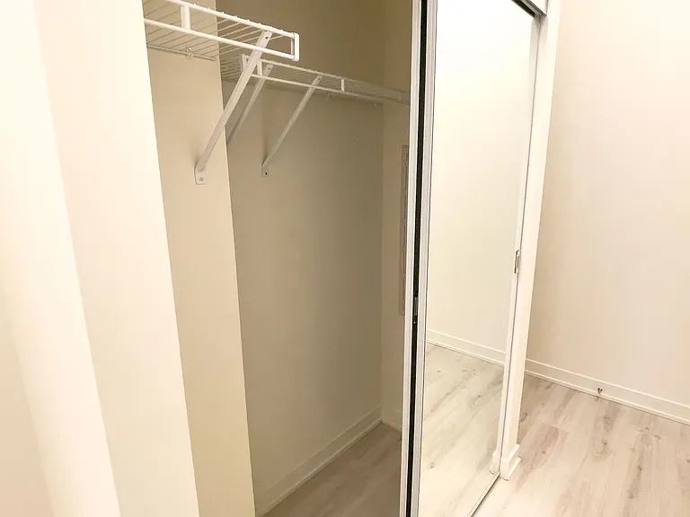 120 Broadway Ave #518N — Photo 8
