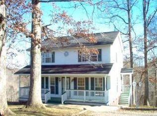 956 Pack Rd, White Bluff, TN 37187