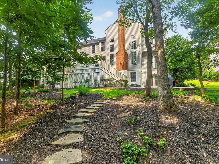 8147 Cancun Ct — Photo 59