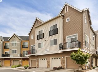 18512 NW Red Wing Way UNIT 102, Beaverton, OR