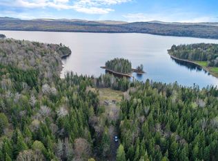 14 Hill Rd, Pittsburg, NH 03592
