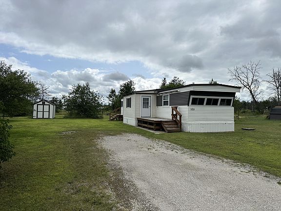 2nd image of 105 Crestwood Dr