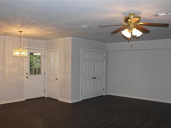 3rd image of 5311 Lanny St