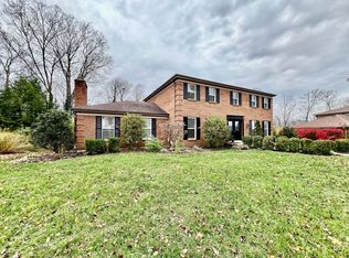7033 Willowood Dr, West Chester, OH 45241