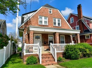 7 Bernhard Street, Hempstead, NY 11550