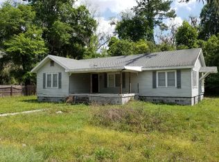 719 Walker St S, Live Oak, FL 32060
