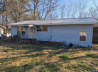 500 4th St NE, Arab, AL 35016