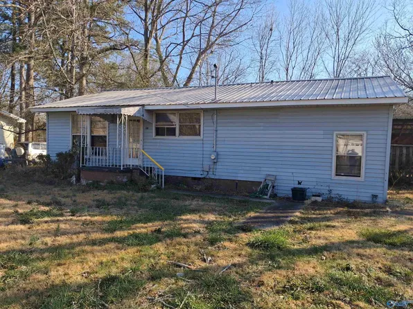 500 4th St NE, Arab, AL 35016