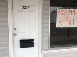 222 S Main St #1/2, Newton, KS 67114