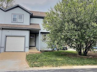 6529 Halsey St, Shawnee, KS 66216