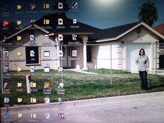 2nd image of 522 Valencia Ln