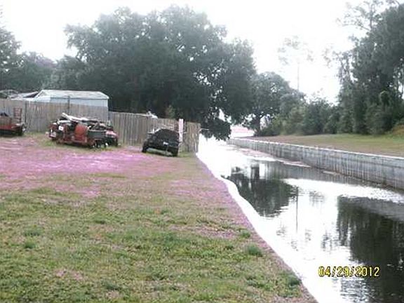3rd image of 2 Carefree Cove Dr