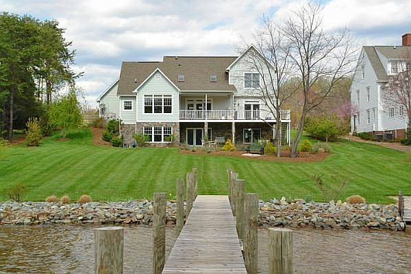 1st image of 440 Saddleridge Dr