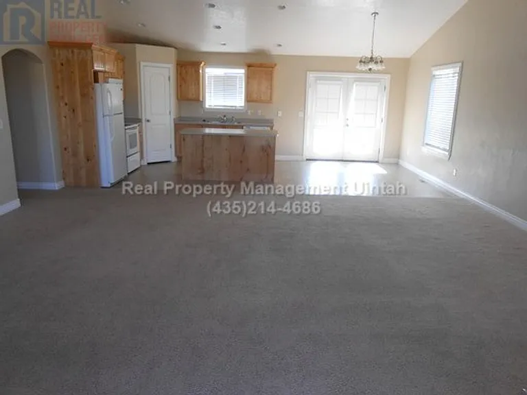 522 N 4250 W — Photo 3