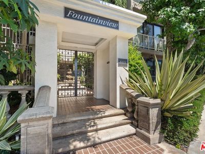 8455 Fountain Ave Unit 412, West Hollywood, CA, 90069