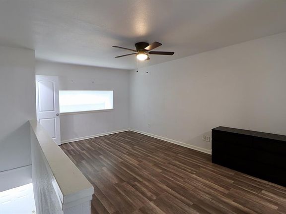 5th image of 5929 Queensloch Dr APT 103