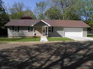 723 Cedar St, Albertville, AL 35950