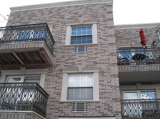 Rented by 18 REALTY | media 25