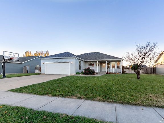 2nd image of 2512 Calcutta Dr