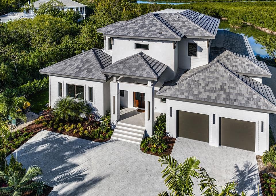 1st image of 43 Cardinal Ln