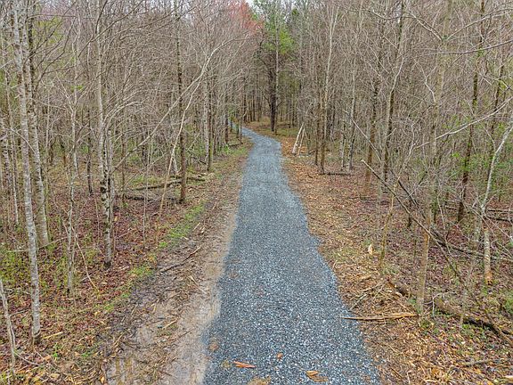 2nd image of 168 County Rd