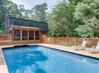 15 Neck Path, East Hampton, NY 11937