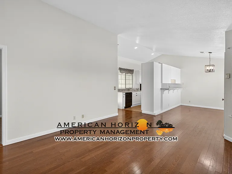 1316 Puebla Way — Photo 7