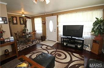 5th image of 3723 Koeln Ave