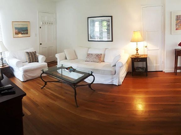 4th image of 4132 Toluca Lake Ave