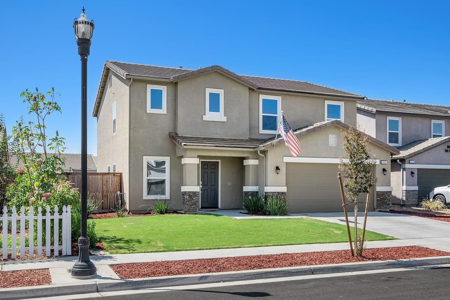 563 9th St, Sanger, CA 93657 Zillow
