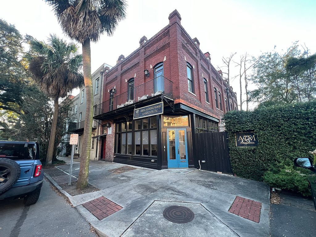 419 Montgomery St - Property Image