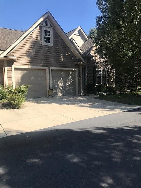 1st image of 22 Brookehill Dr