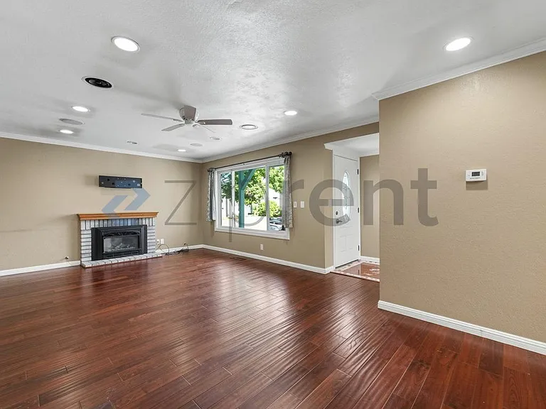 38071 Edward Ave — Photo 8