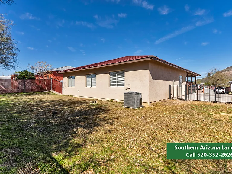 1935 W Banks Grove Pl — Photo 13