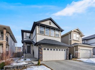 26 W Auburn Glen Cir SE, Calgary, AB T3M 0K8