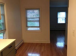 864 Quinnipiac Ave APT 3, New Haven, CT 06513