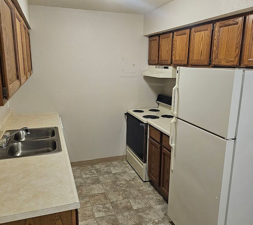 1st image of 910 Ginny Ave #63