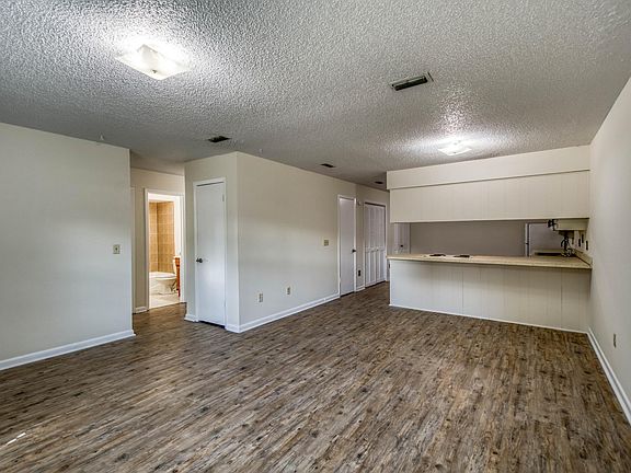 3rd image of 110 Husson Ave #1