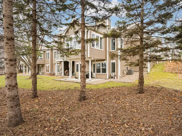 15012 Windemere Ln, Burnsville, MN 55306