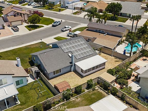 4th image of 12760 Orange Ave